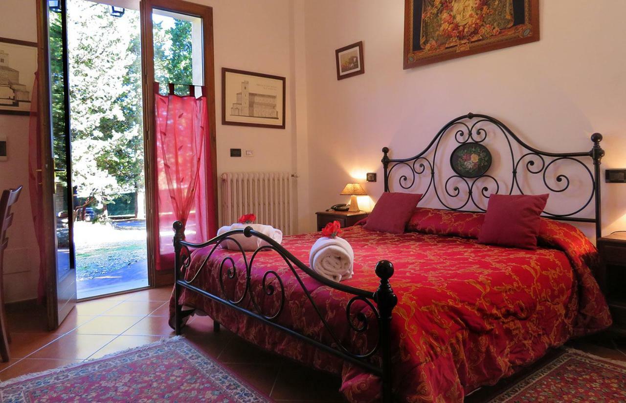 Villa Sant'Uberto Country Inn Radda in Chianti Luaran gambar